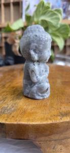 Labradoriet buddha groot